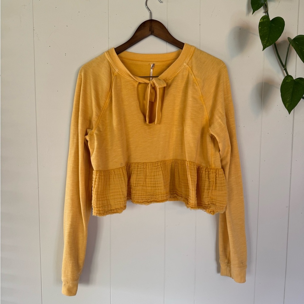 Free People Yellow Cropped Long Sleeve Women's Top